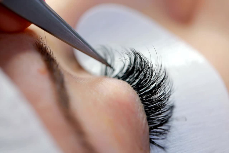 Ringwood Beauty Salon: Take Care of Eyelash Extensions Ringwood Beauty Salon: Take Care of Eyelash Extensions